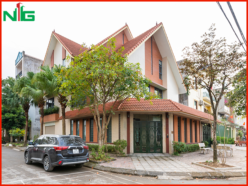 cong-trinh-nha-pho-su-dung-gach-inax-255-ppc-103-3.png